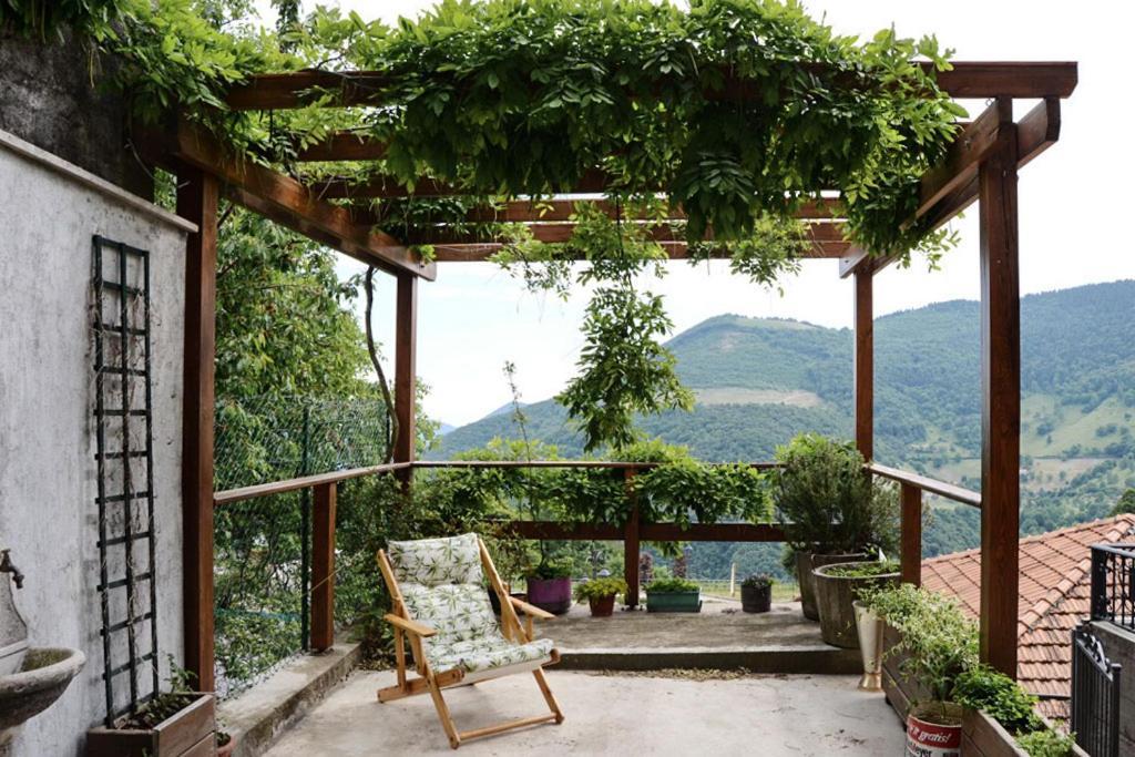 Hiking Escape Parzanica Villa Bagian luar foto