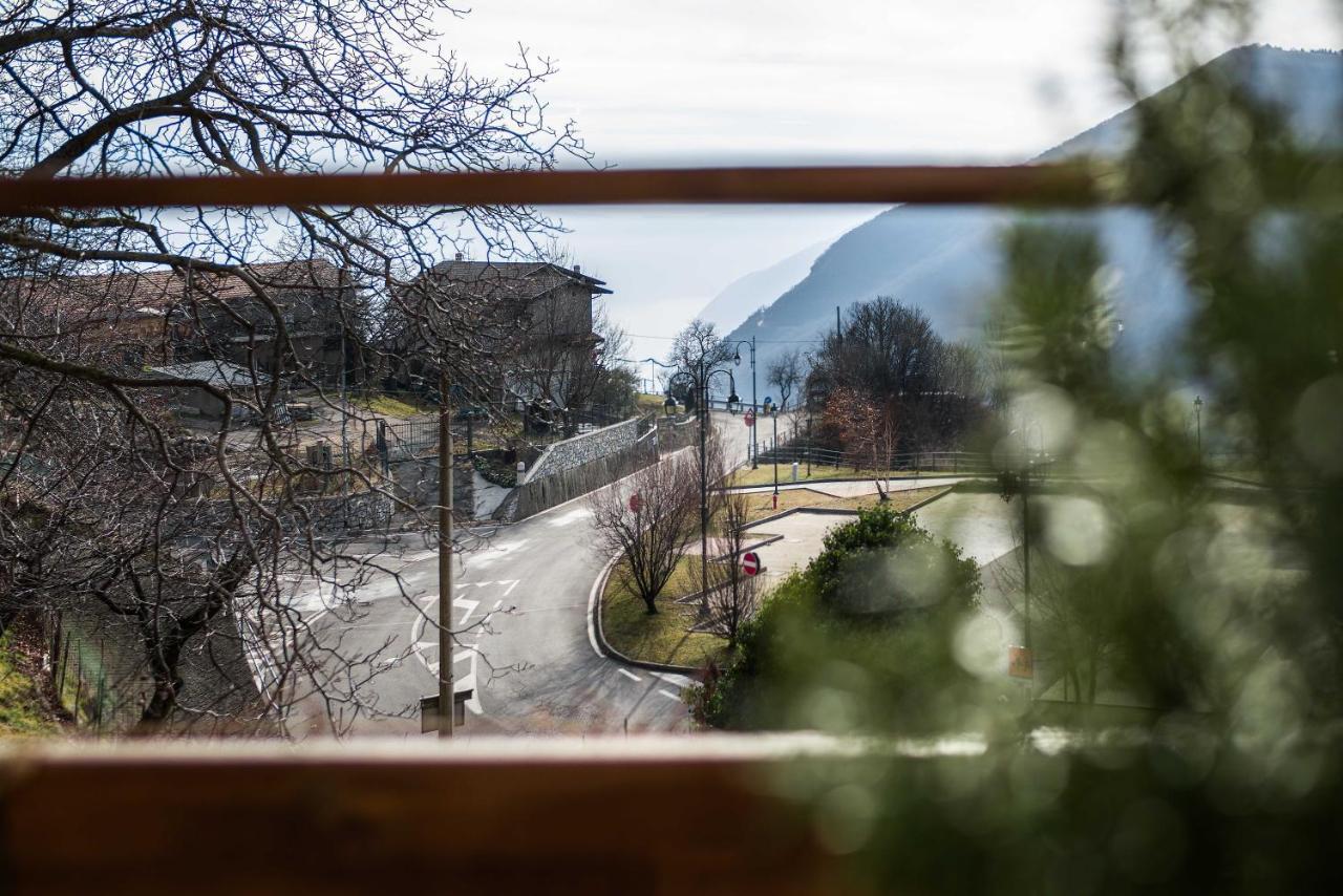 Hiking Escape Parzanica Villa Bagian luar foto